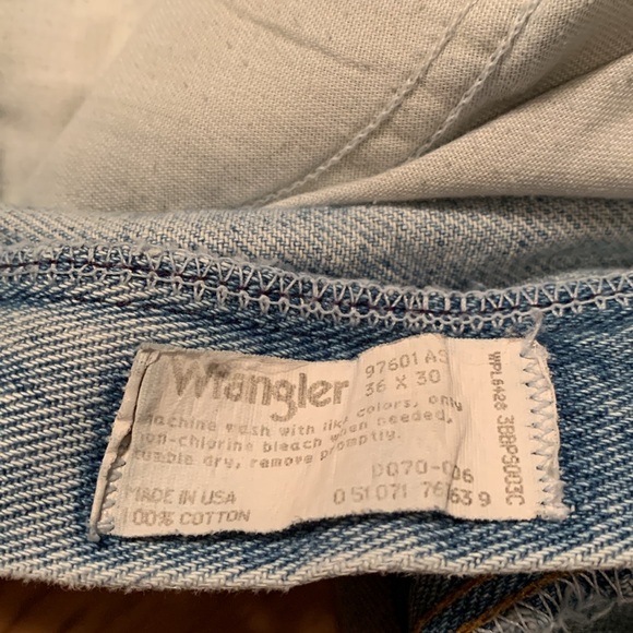 Vintage Wrangler Men’s Jeans - Picture 3 of 6